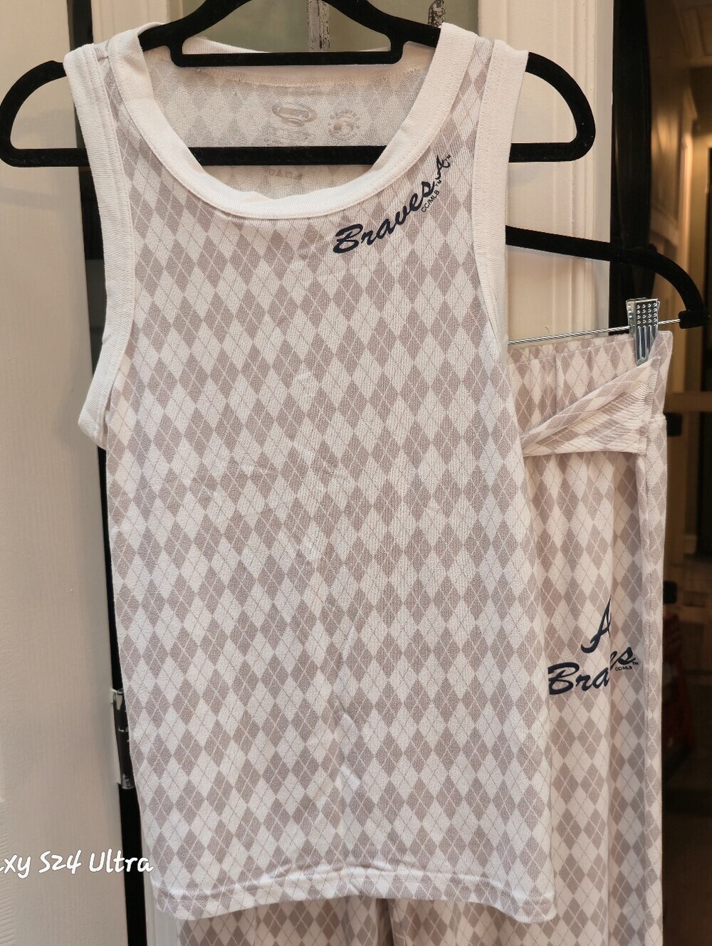 MLB Gray Diamond Pattern PJ Set - Picture 6 of 9